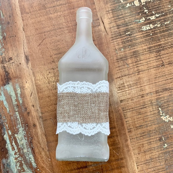 Vintage Other - Vintage Frosted Bottle